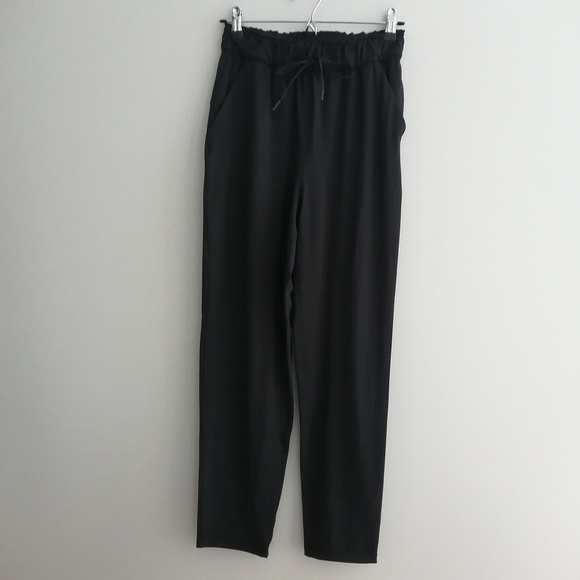 Lululemon Keep Moving Pants 7/8 High Rise in Black Size 4 - Picture 3 of 16
